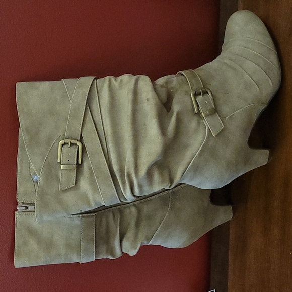 Call it Spring New Taupe Suede Ladies Boots 10 - Picture 1 of 11